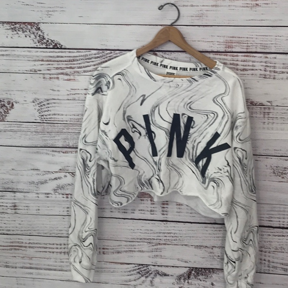 Victoria’s secret PINK sweatshirts size medium